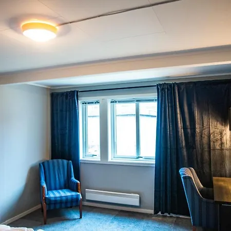 ベッド・アンド・ブレックファスト Romutleie - Sentrum Mosjøen