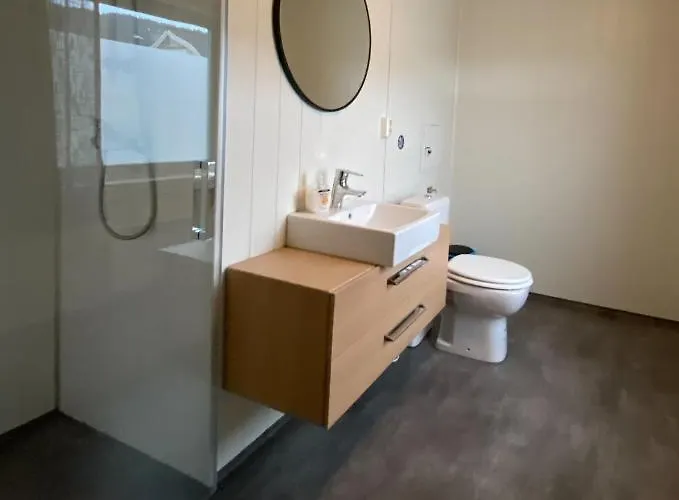 Bed & Breakfast Romutleie - Sentrum 3*